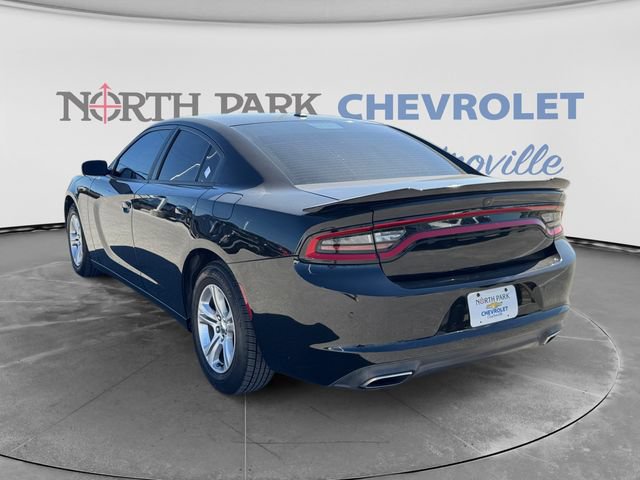 Used 2018 Dodge Charger SXT RWD image 5