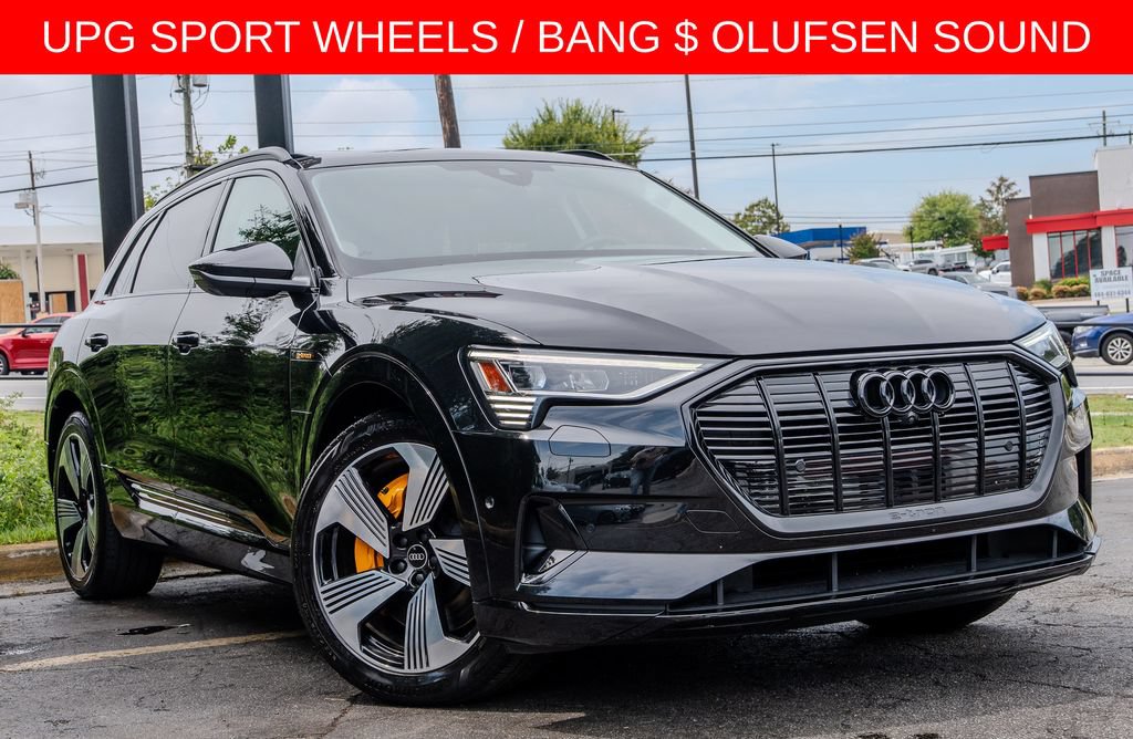 Used 2023 Audi e-tron Premium Plus AWD/4WD image 3