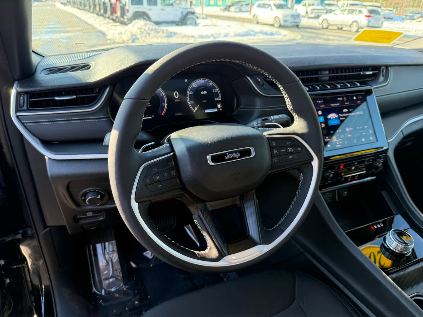 Used 2025 Jeep Grand Cherokee L Laredo w/ Luxury Tech Group I image 14