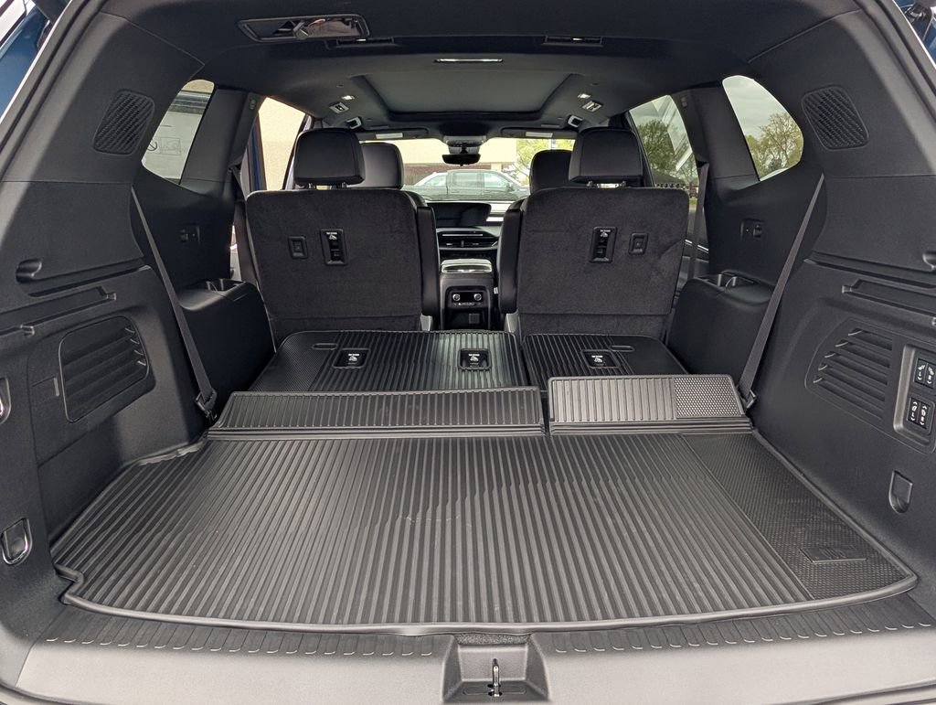 New 2026 Buick Enclave Avenir w/ Super Cruise Package AWD/4WD image 30