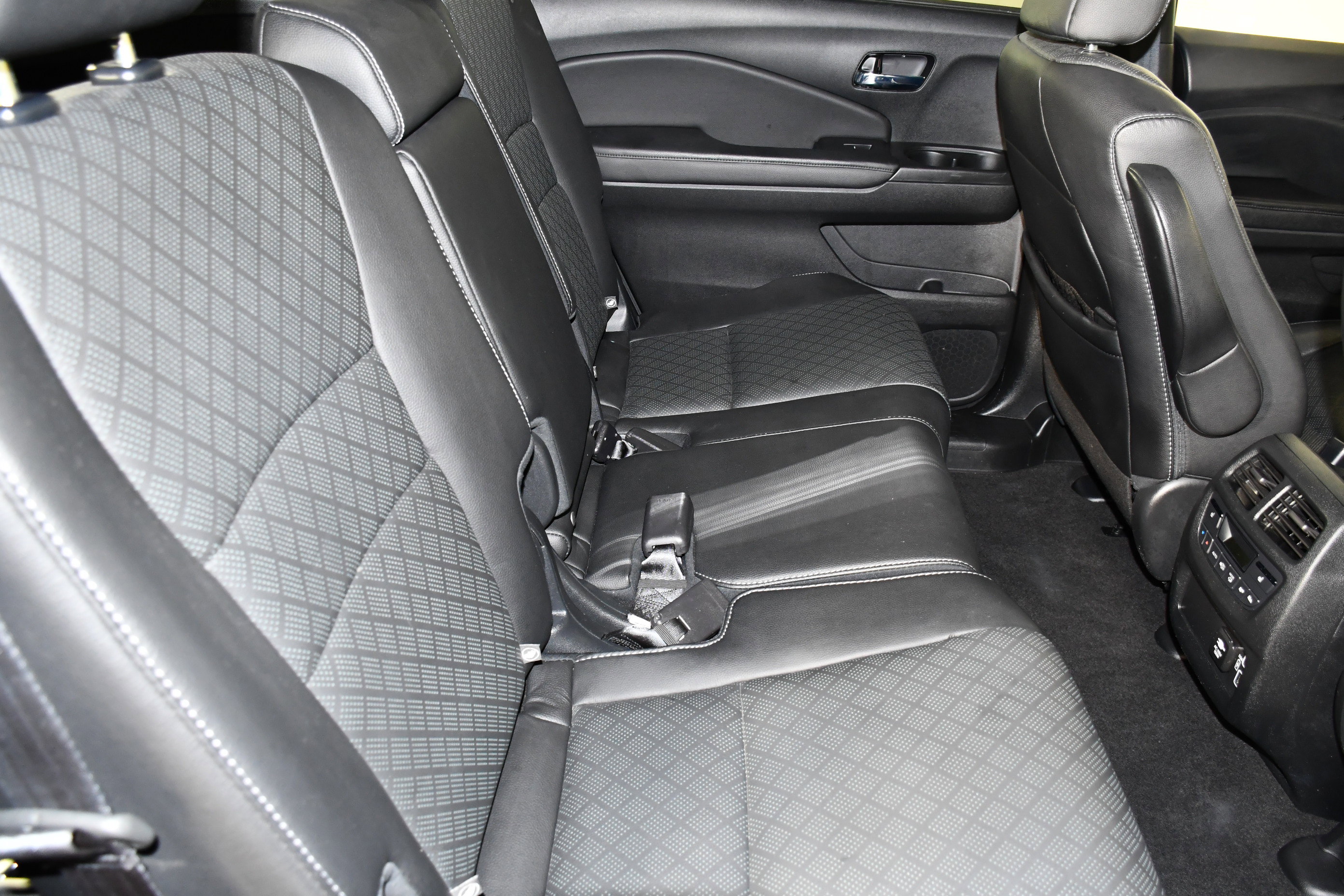 Used 2021 Honda Passport Touring image 47