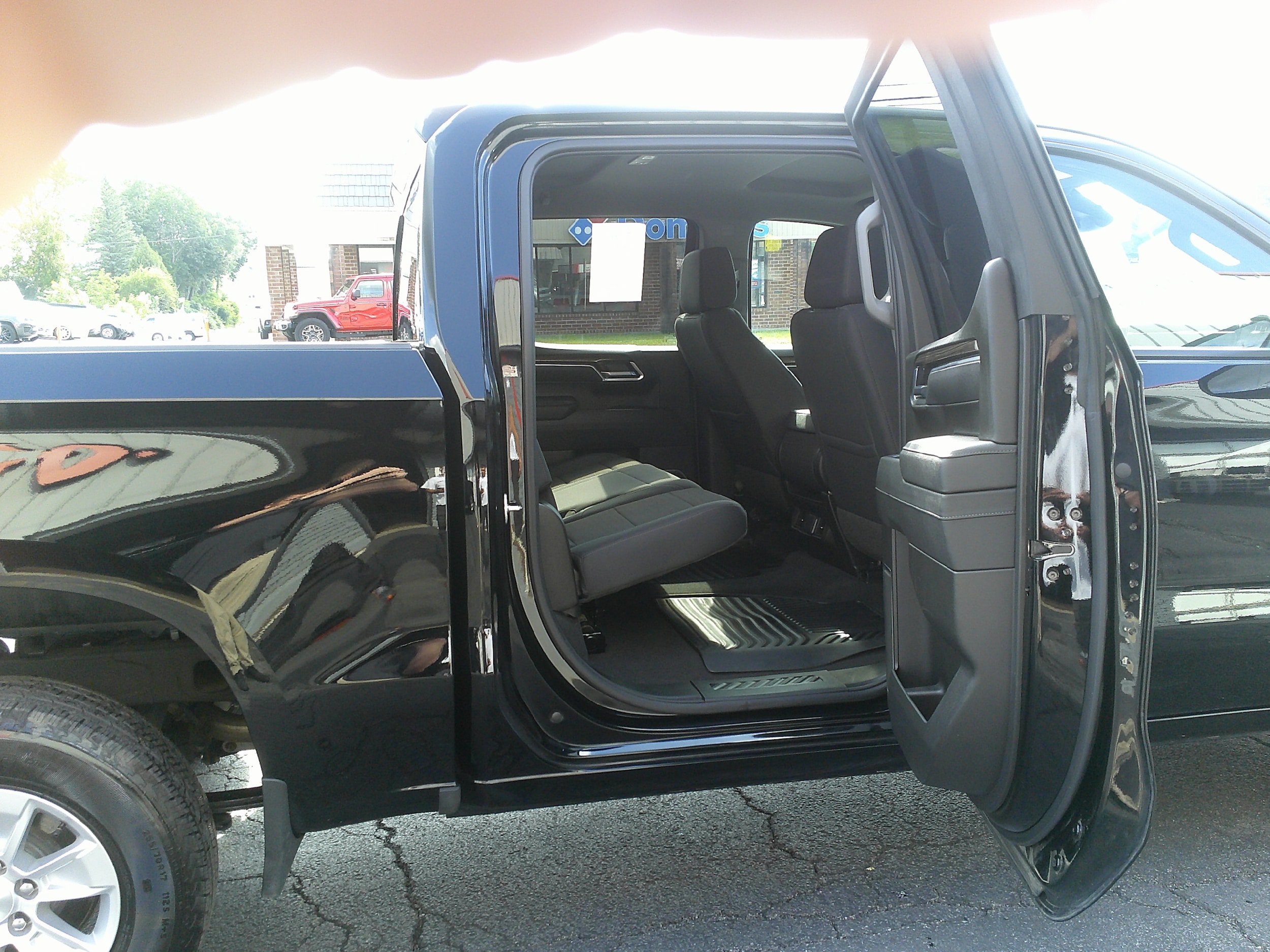 Used 2026 Chevrolet Silverado 1500 LT AWD/4WD image 23