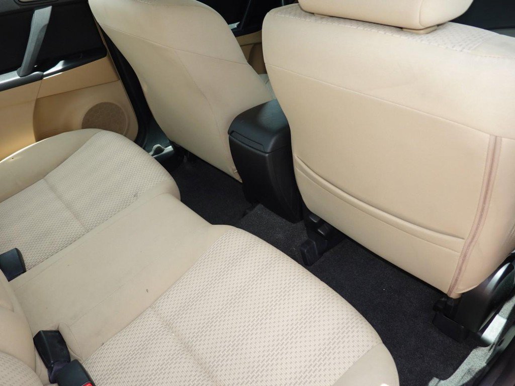 Used 2010 MAZDA MAZDA3 i Touring FWD image 22