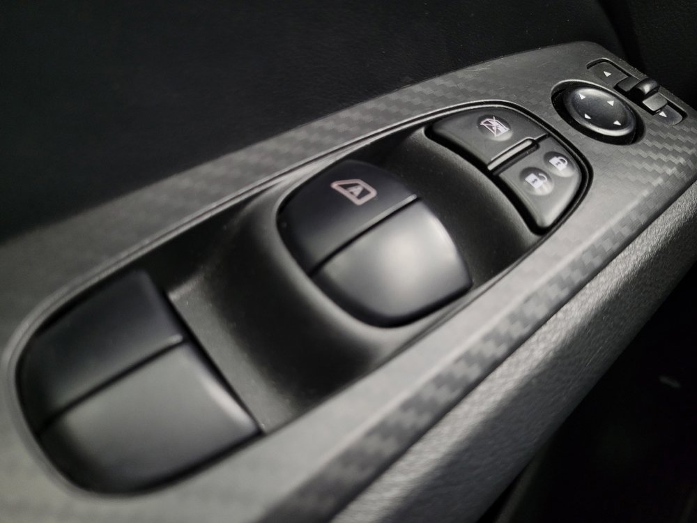 Used 2024 Nissan Altima 2.5 SV image 27