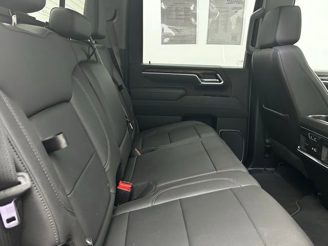 Used 2025 GMC Sierra 2500 SLT w/ SLT Premium Package image 39
