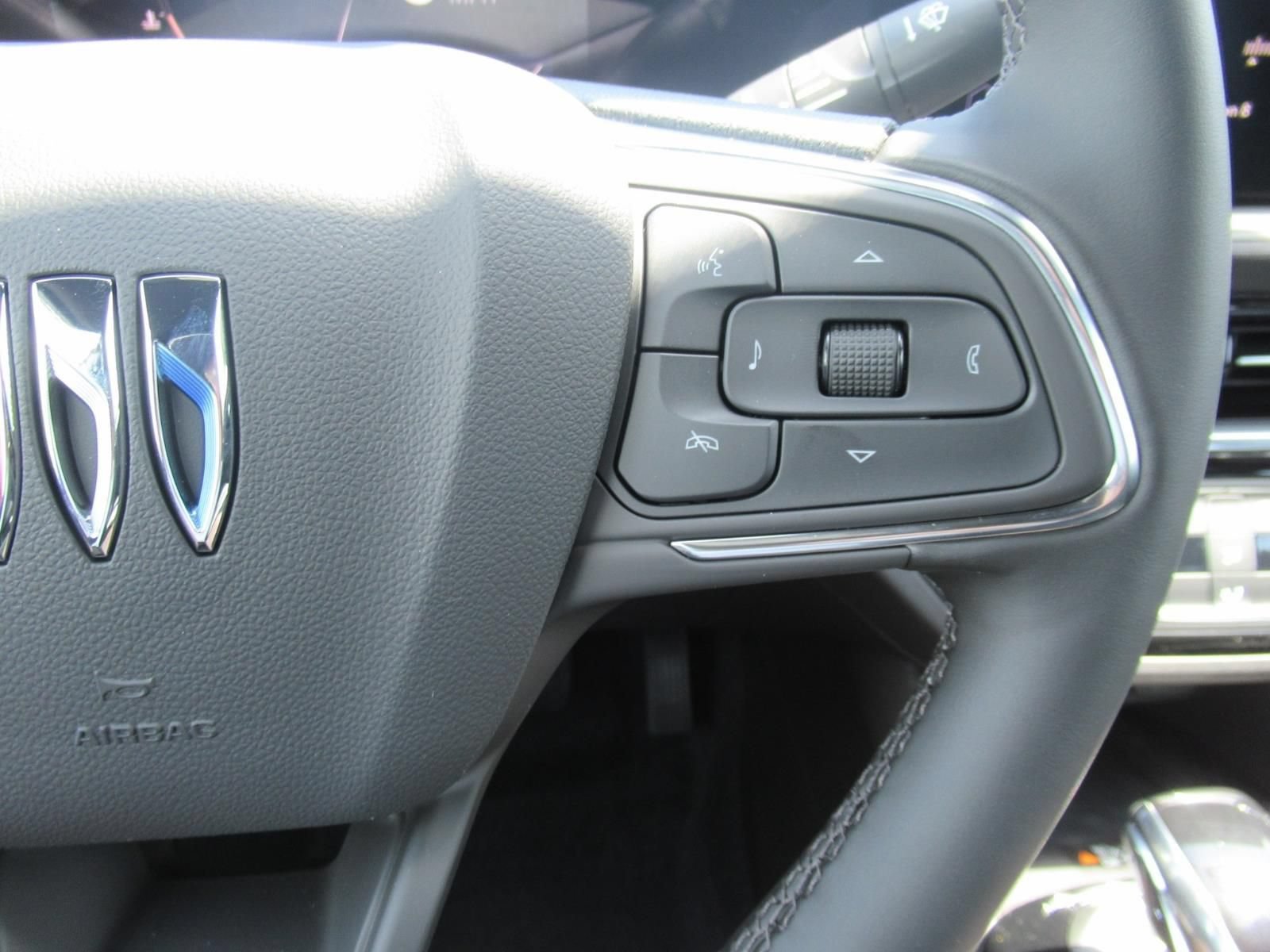 New 2026 Buick Envista Sport Touring w/ Convenience I Package FWD image 25
