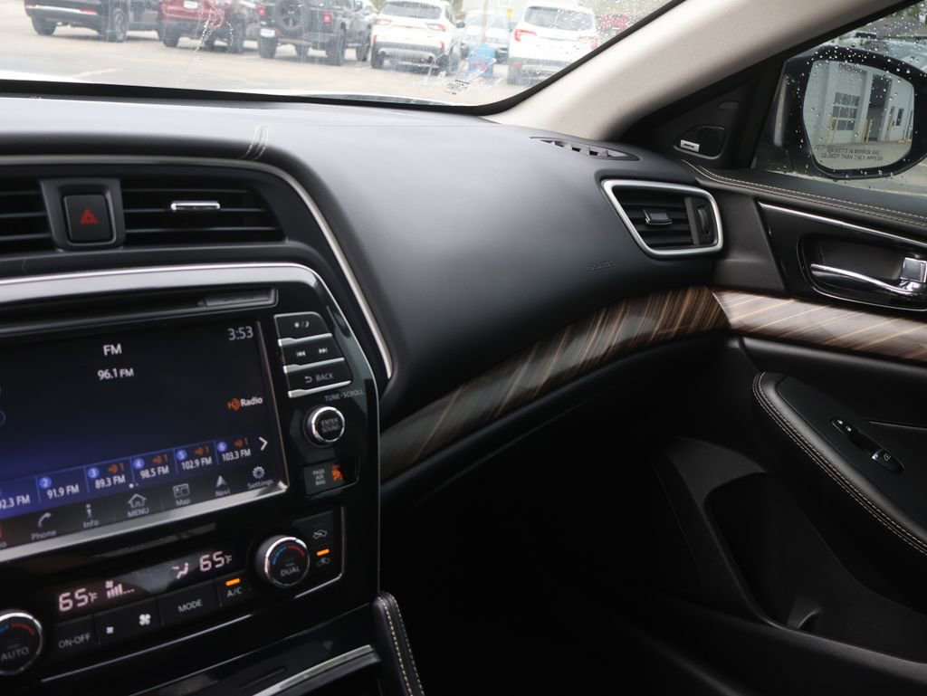 Used 2017 Nissan Maxima Platinum FWD image 22