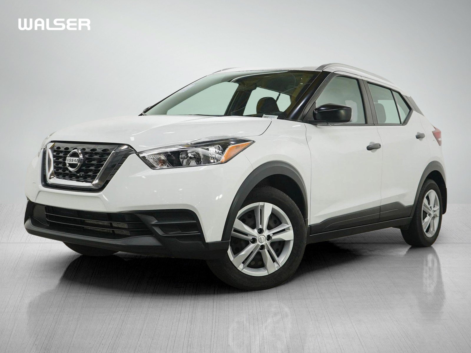 Used 2019 Nissan Kicks S FWD image 1
