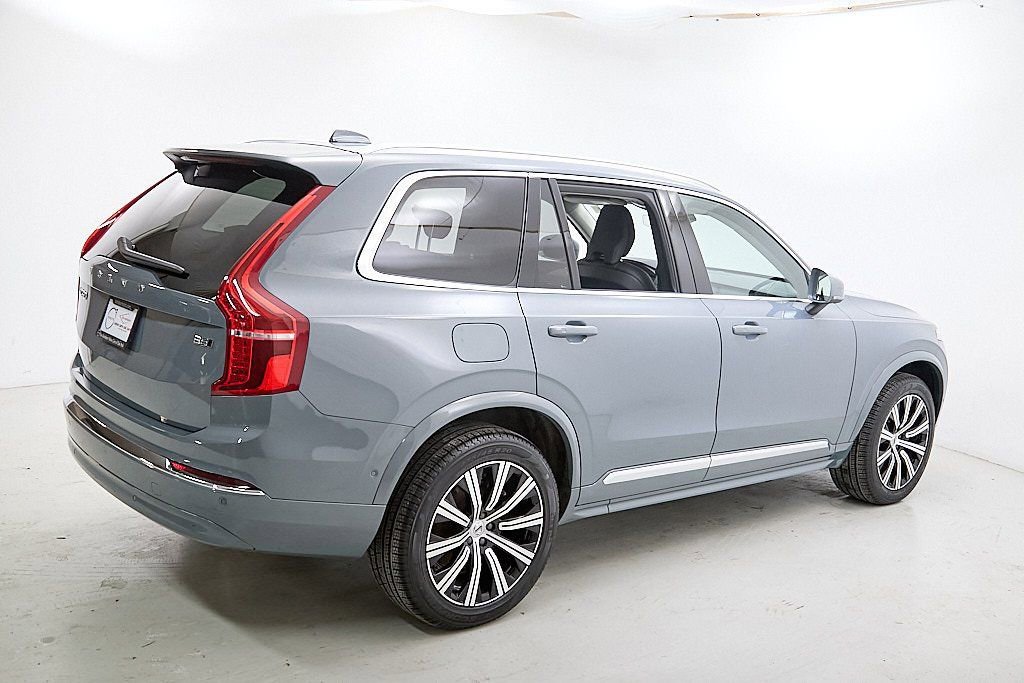 Certified 2023 Volvo XC90 B5 Plus image 10