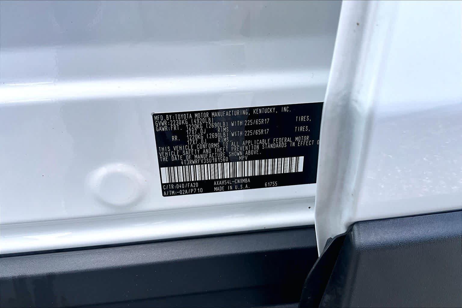 Used 2025 Toyota RAV4 XLE AWD/4WD image 36