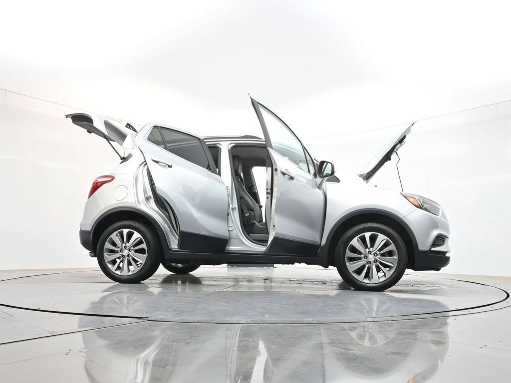 Used 2018 Buick Encore Preferred AWD/4WD image 47