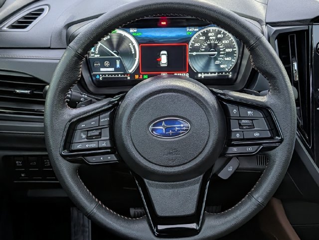Used 2025 Subaru Forester Touring AWD/4WD image 13