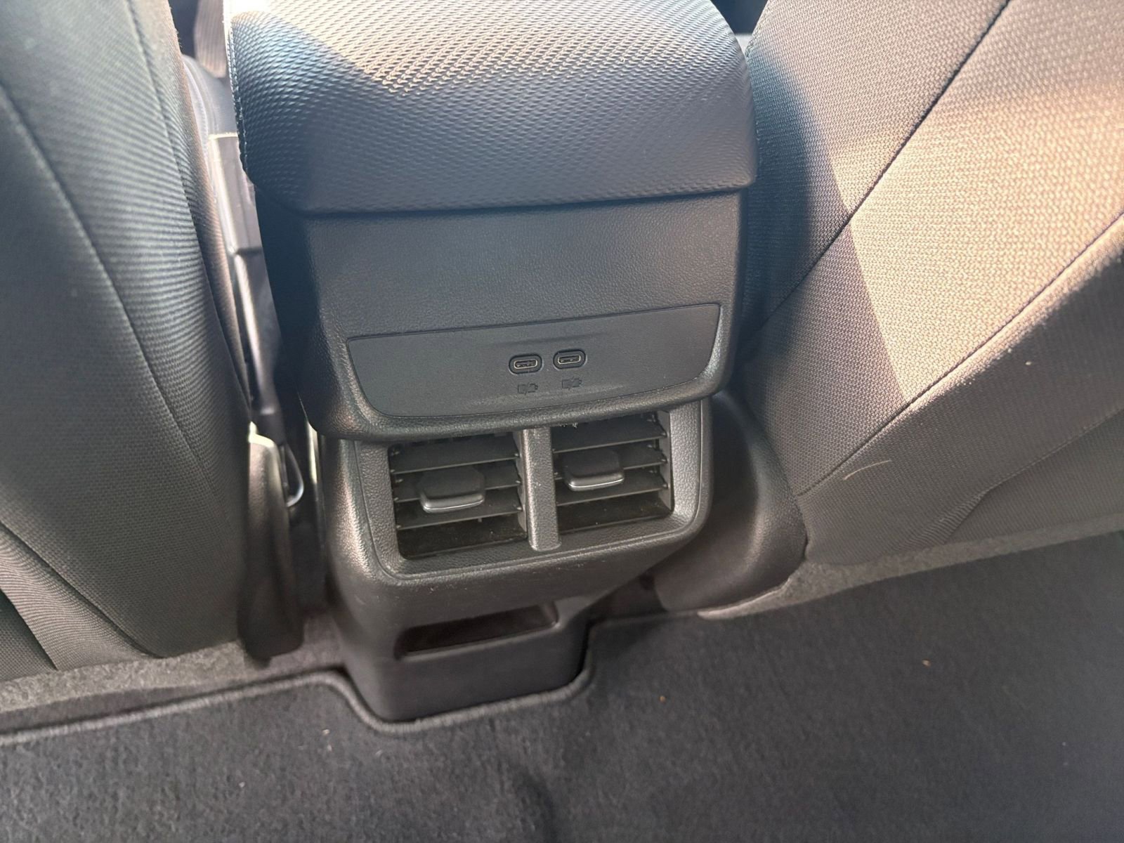 Used 2025 Chevrolet Equinox LT FWD image 22