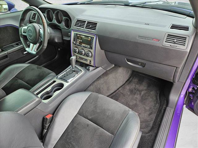 Used 2013 Dodge Challenger SRT8 image 22