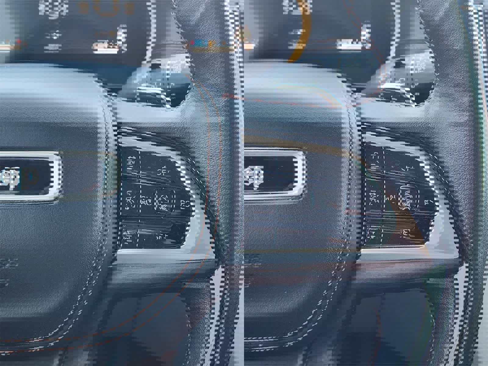 Used 2022 Jeep Grand Cherokee Summit w/ Adv Protech Group IV image 27