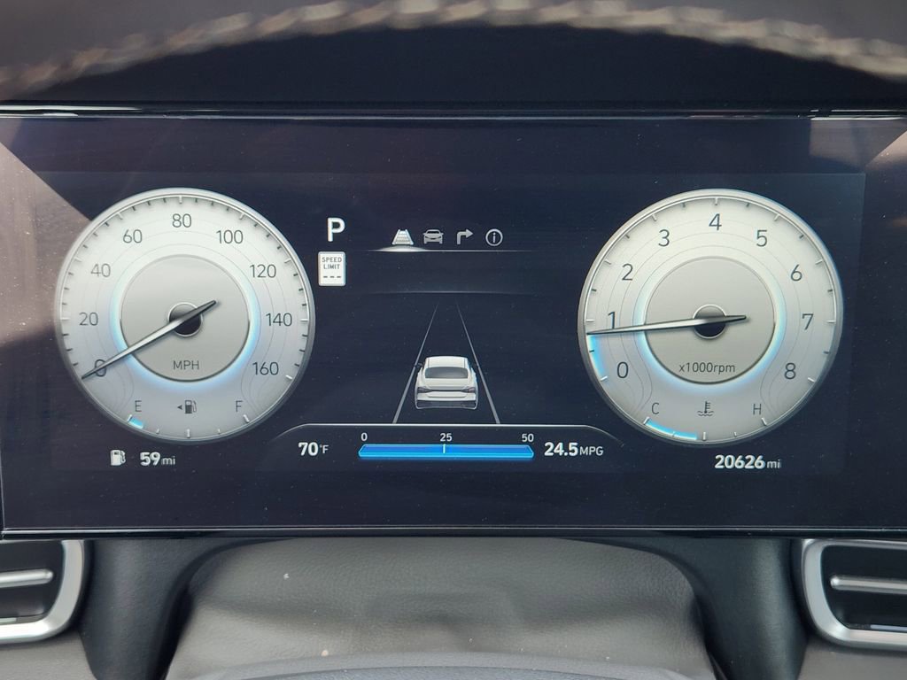 Used 2025 Hyundai Elantra SEL image 20