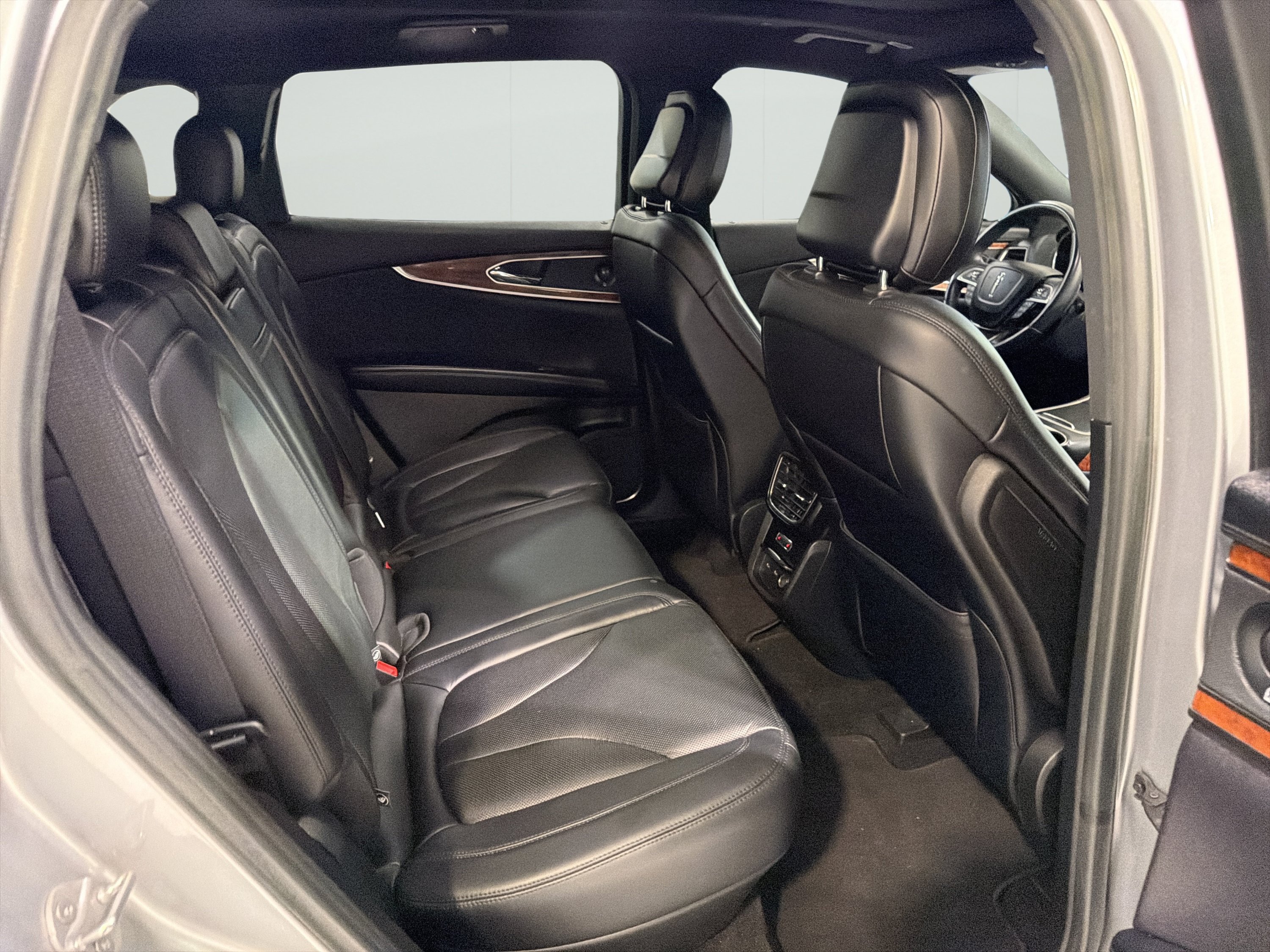 Used 2020 Lincoln Nautilus Reserve AWD/4WD image 14