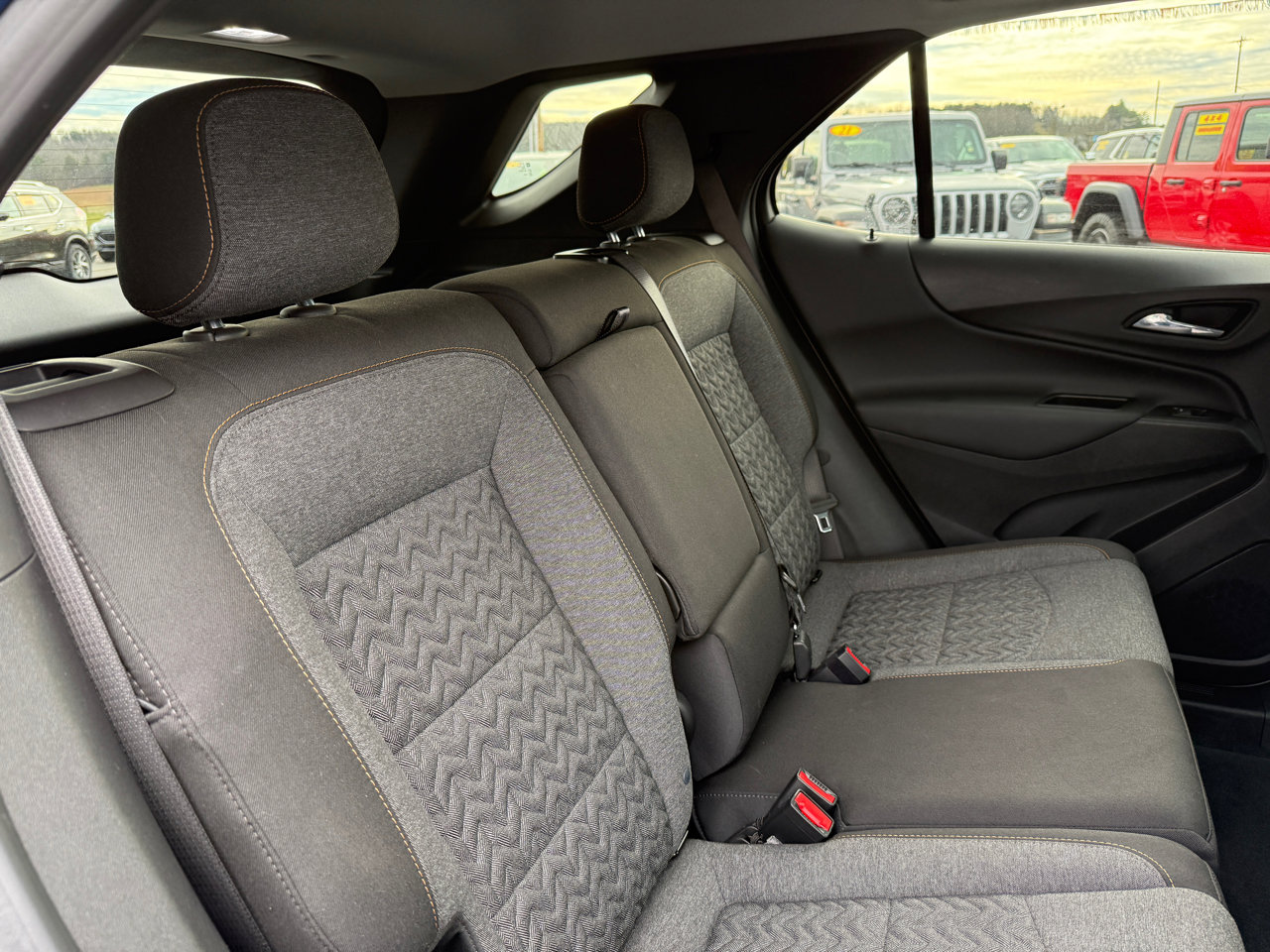 Used 2022 Chevrolet Equinox LT image 25