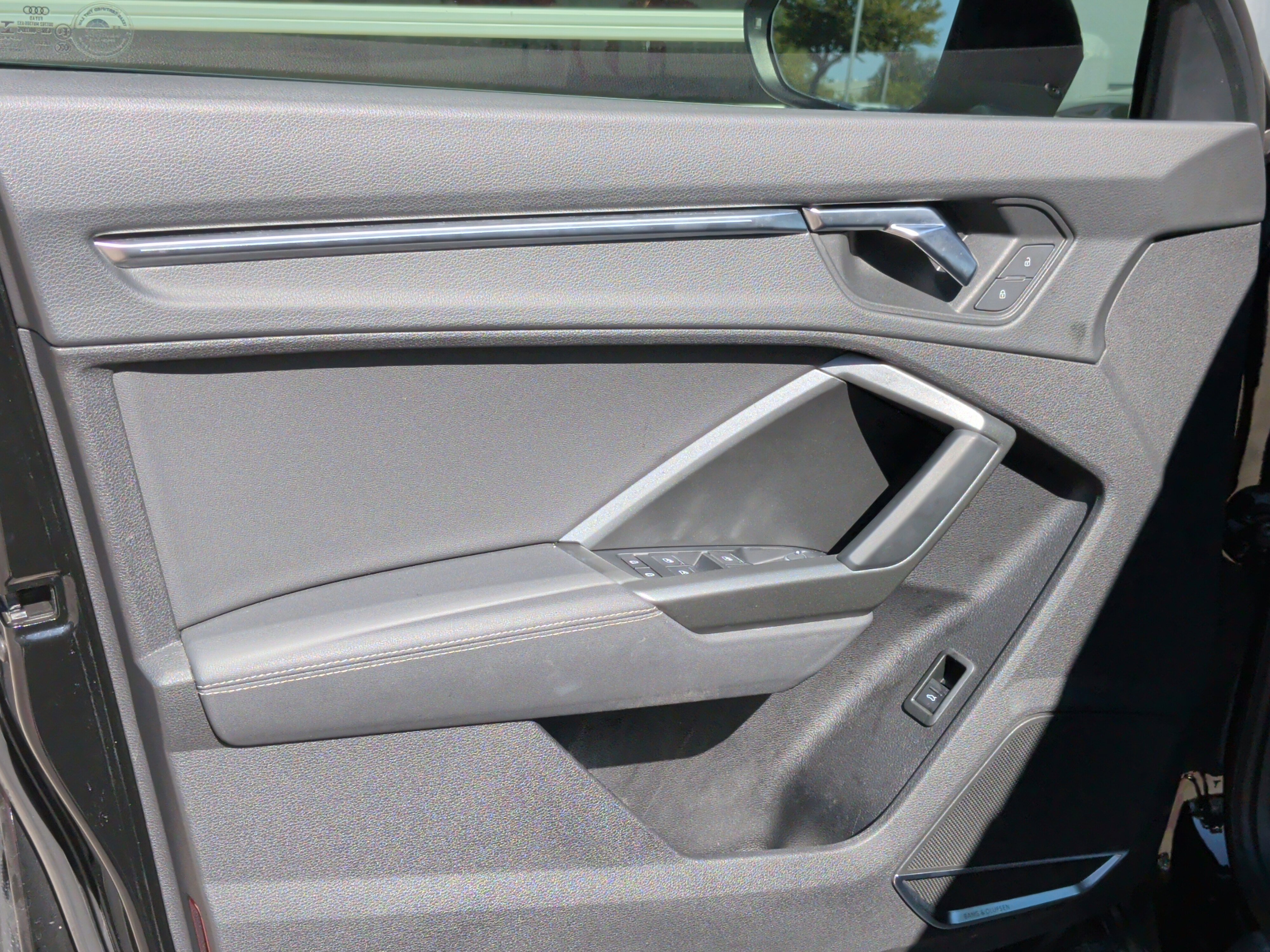 Used 2020 Audi Q3 2.0T Prestige w/ Prestige Package image 26