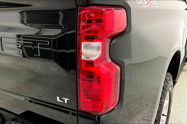 Used 2025 Chevrolet Silverado 1500 LT w/ Work Truck Package AWD/4WD image 25