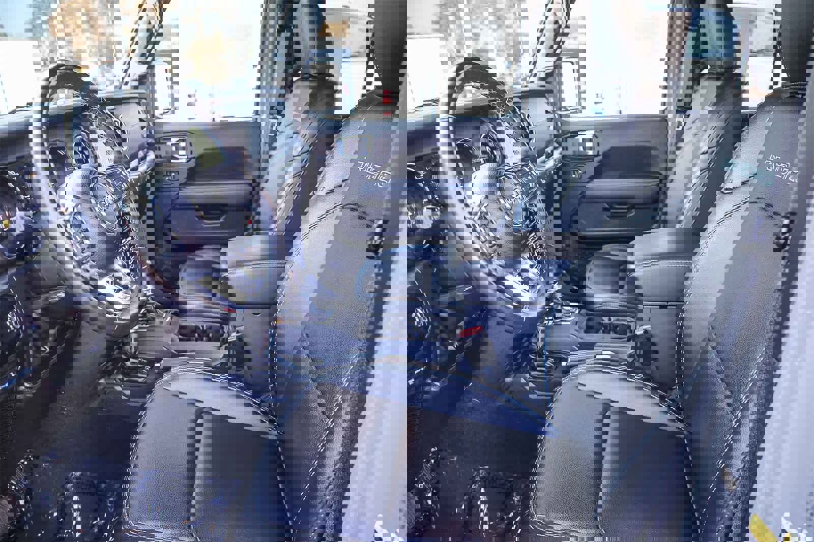 Used 2023 Jeep Wrangler Unlimited Rubicon 4xe w/ Safety Group image 16