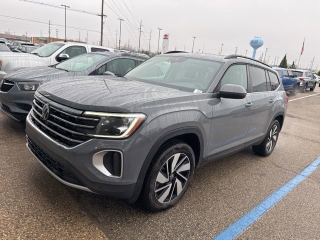 Used 2025 Volkswagen Atlas SE image 9