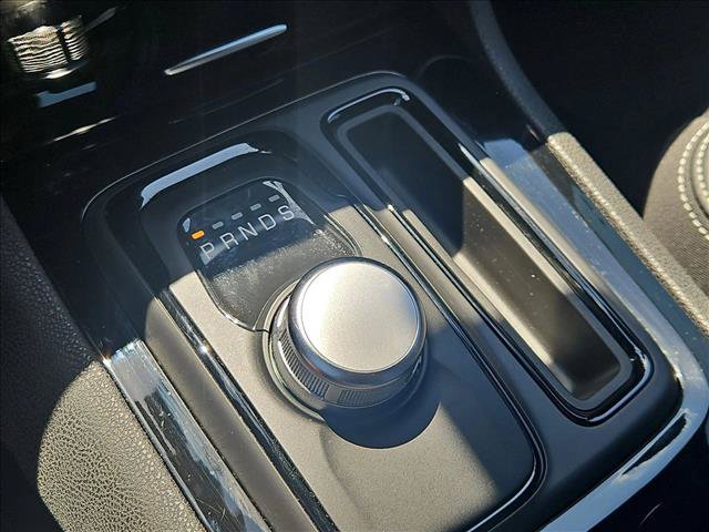 Used 2023 Chrysler 300 S RWD image 12
