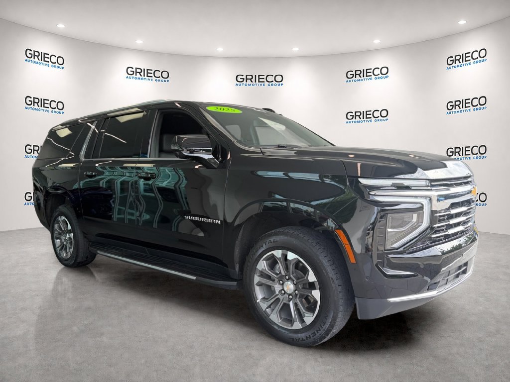 Used 2025 Chevrolet Suburban LT w/ Comfort Package