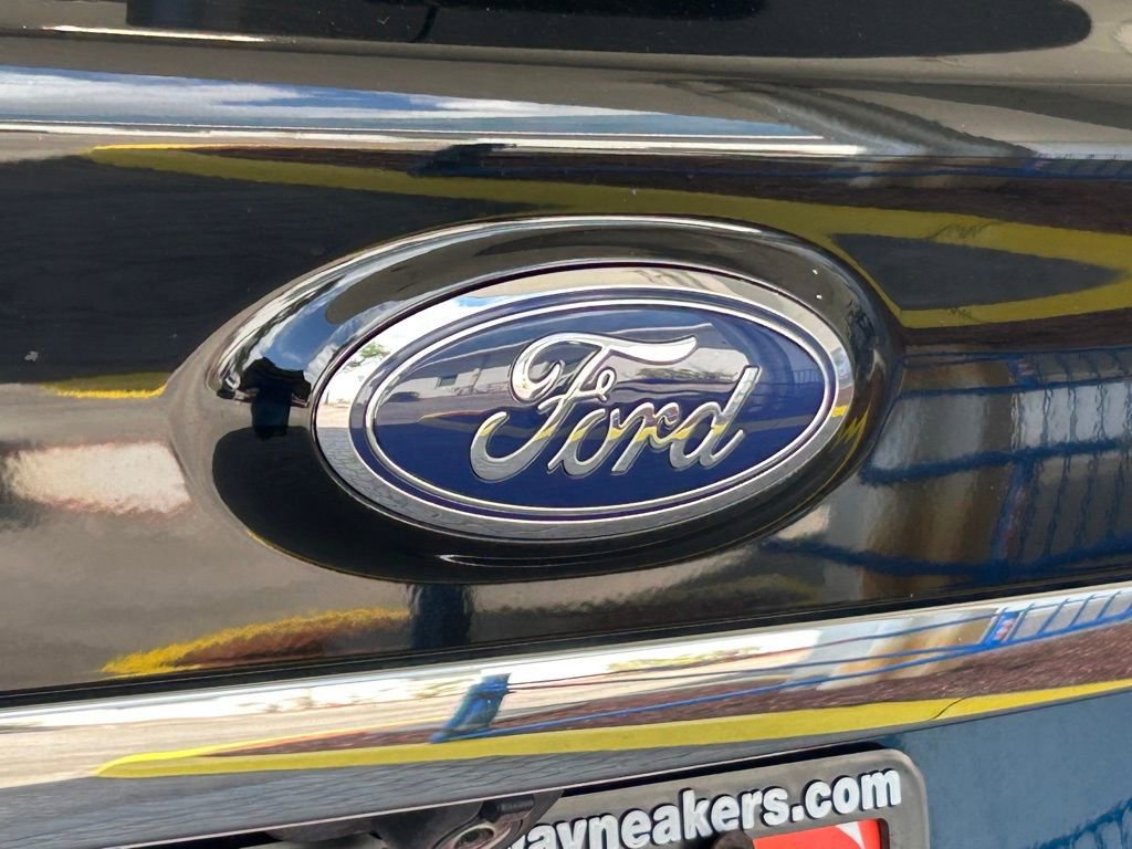 Used 2020 Ford Edge SEL w/ Cold Weather Package FWD image 21