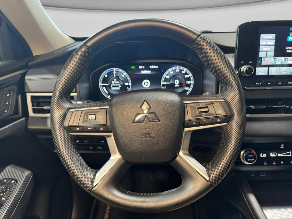 Used 2023 Mitsubishi Outlander SEL AWD/4WD image 8