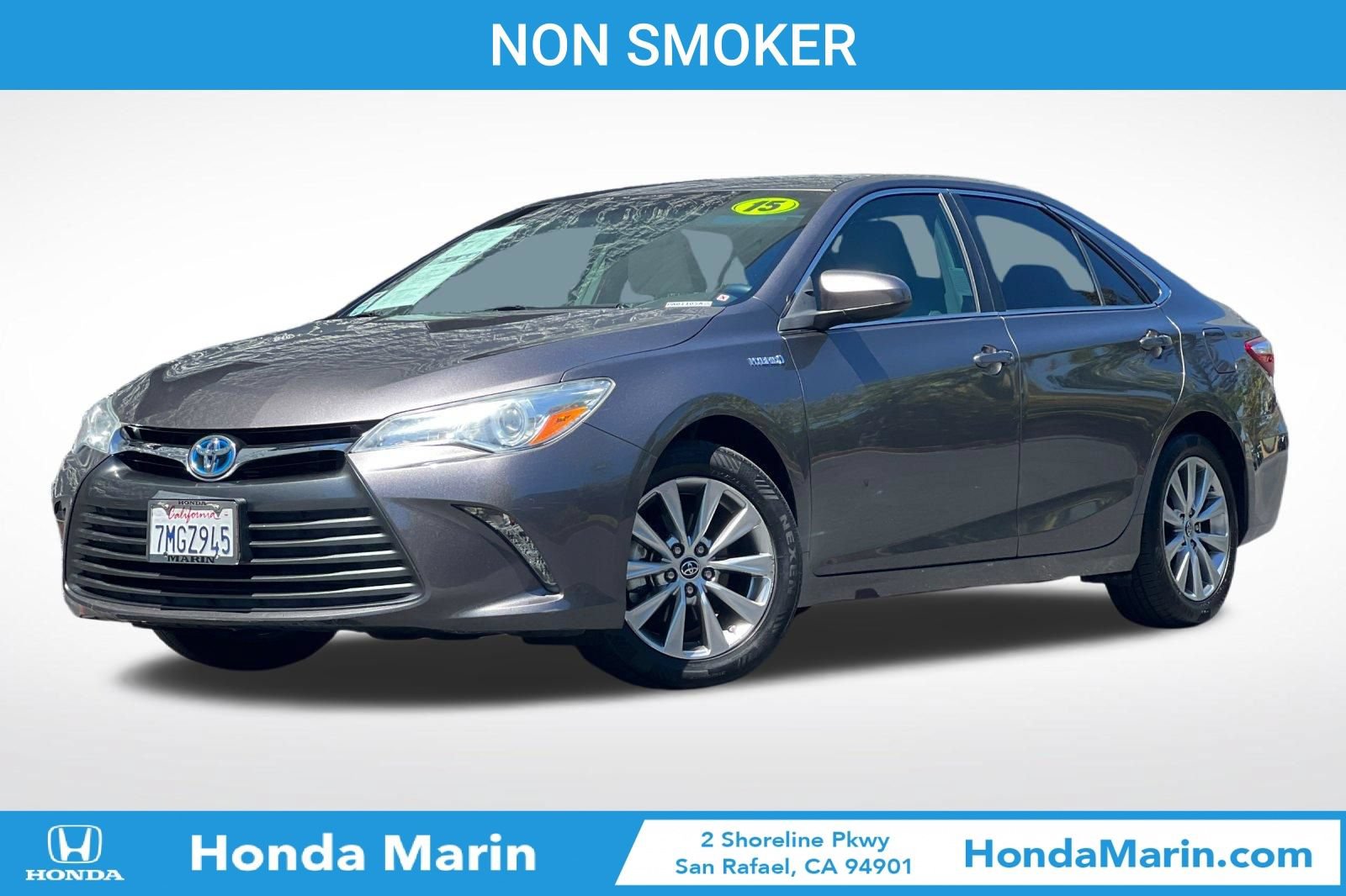 Used 2015 Toyota Camry XLE w/ Moonroof Package FWD image 9