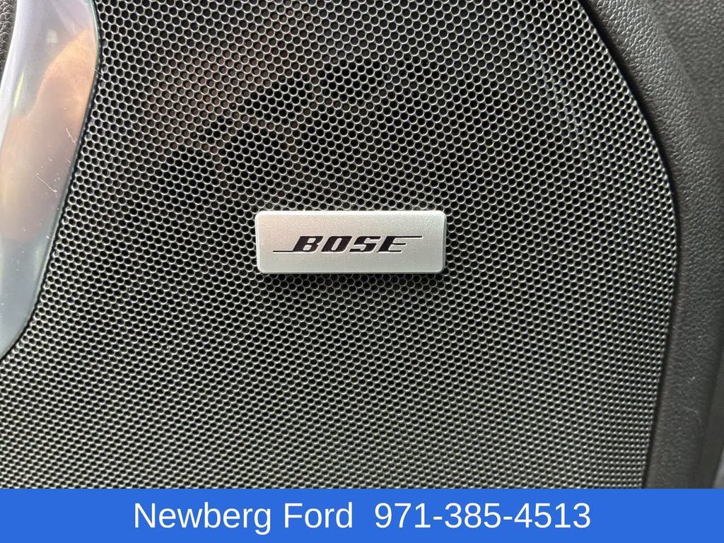 Used 2021 Chevrolet Suburban Z71 w/ Luxury Package AWD/4WD image 13