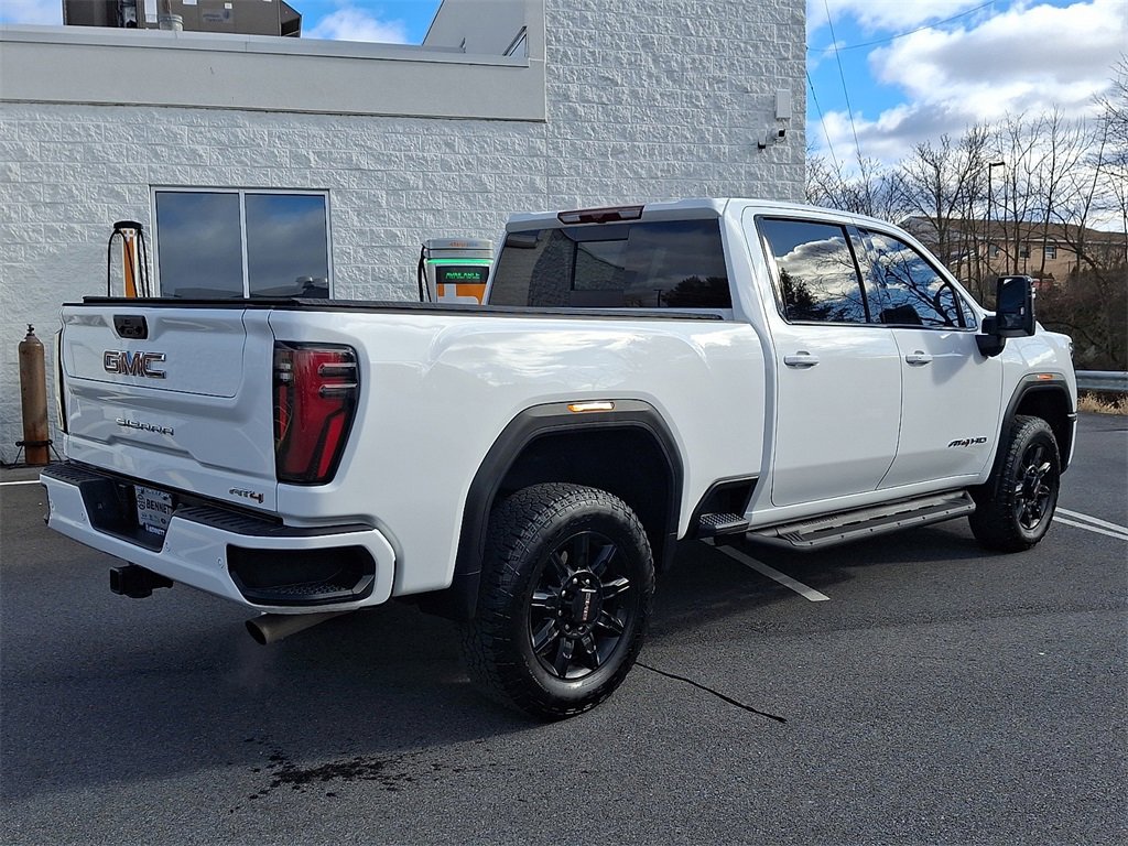 Used 2025 GMC Sierra 2500 AT4 w/ AT4 Preferred Package image 6