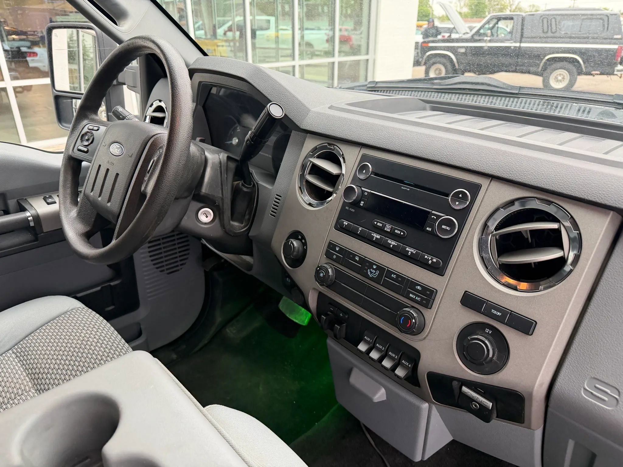 Used 2016 Ford F350 XLT w/ FX4 4x4 Off Road Package image 32
