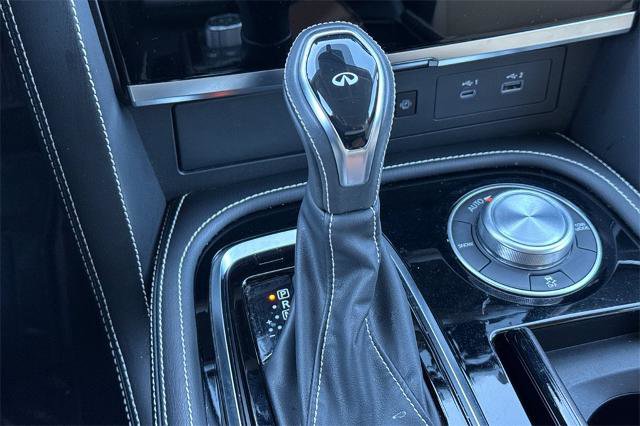 Certified 2024 INFINITI QX80 Premium Select w/ Cargo Package image 21