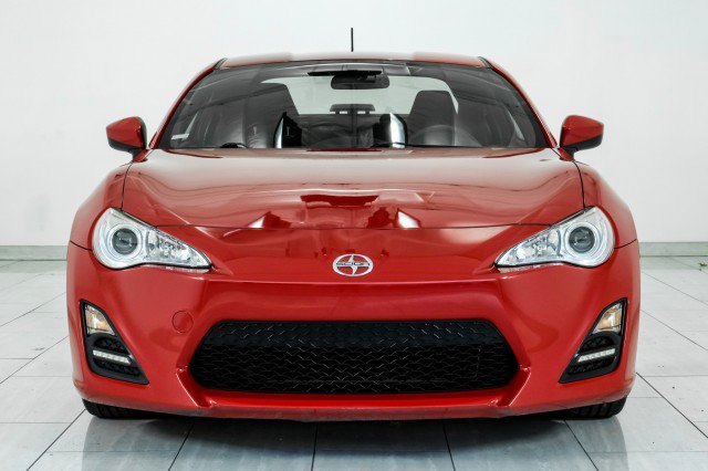 Used 2014 Scion FR-S image 3