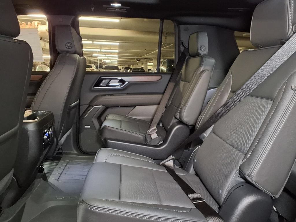 New 2026 GMC Yukon XL Denali w/ Sun & Power Step Package RWD image 12