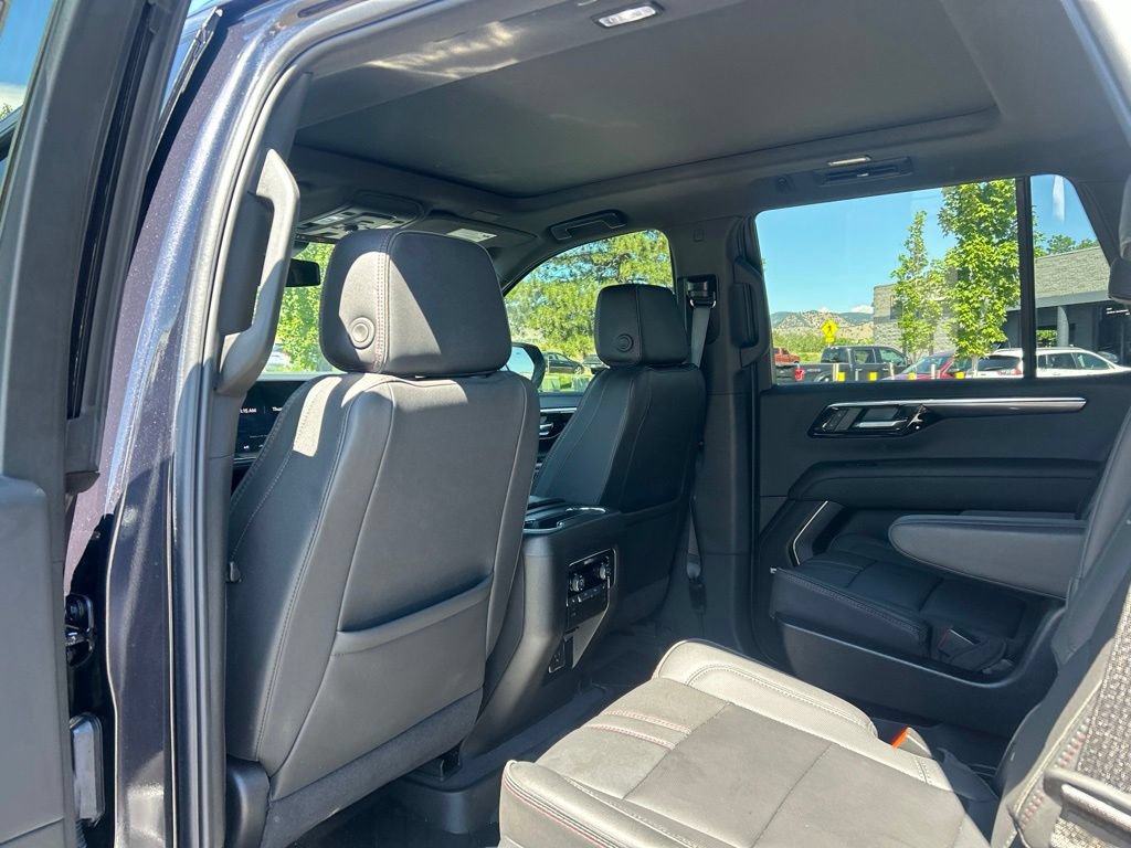 Used 2025 Chevrolet Tahoe RST w/ Comfort Package AWD/4WD image 21