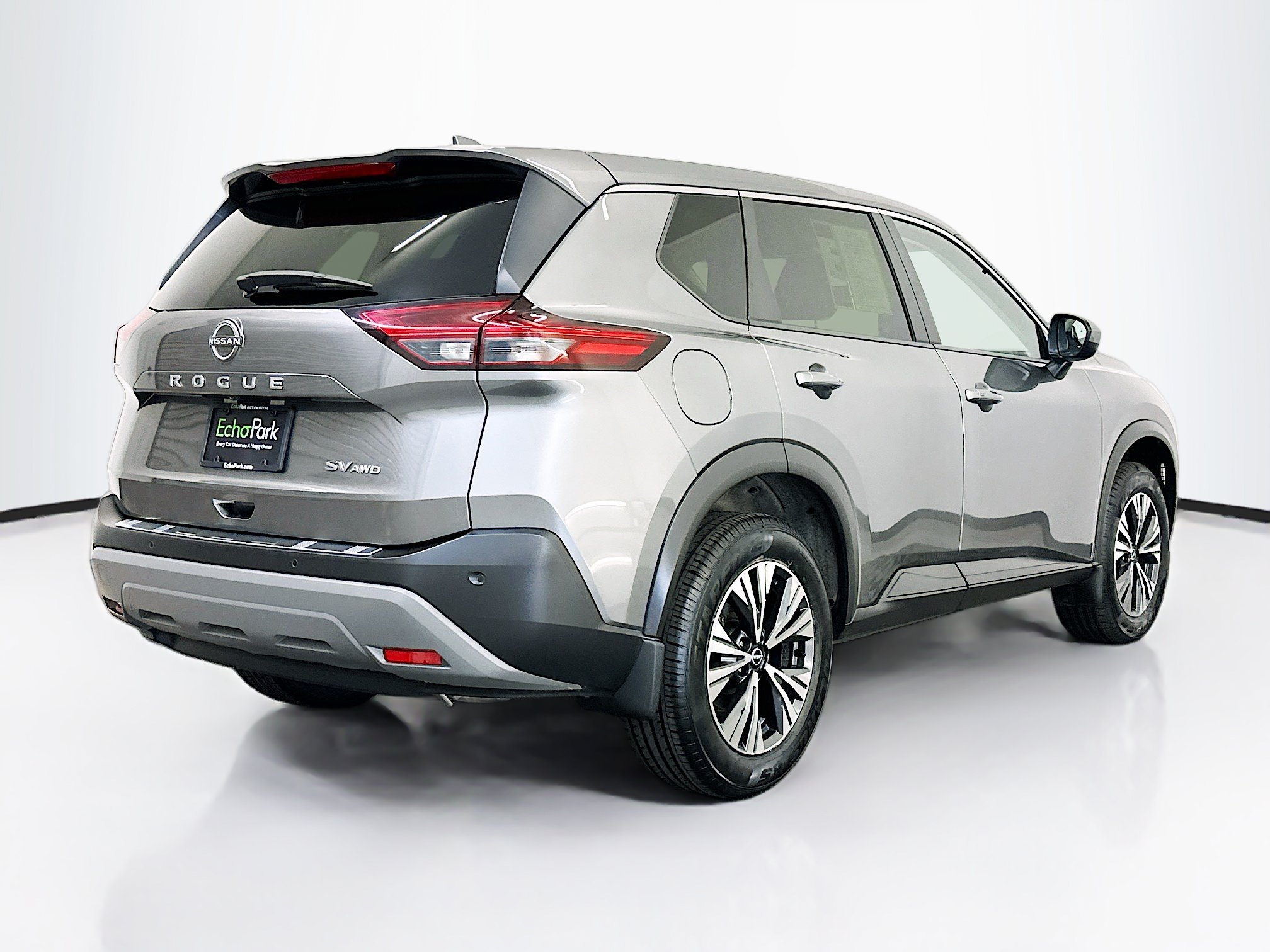 Used 2023 Nissan Rogue SV AWD/4WD image 9
