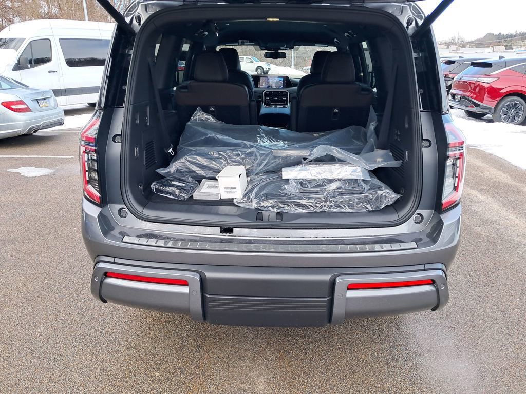 New 2026 Nissan Armada SL w/ Captain's Chari Seat Package AWD/4WD image 24