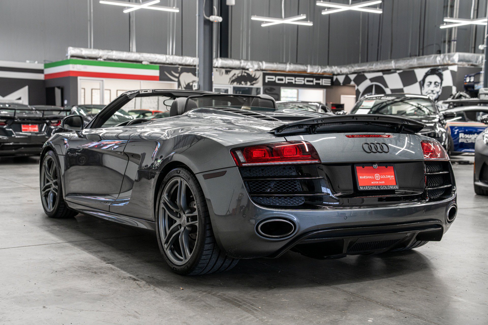 Used 2012 Audi R8 V10 AWD/4WD image 6