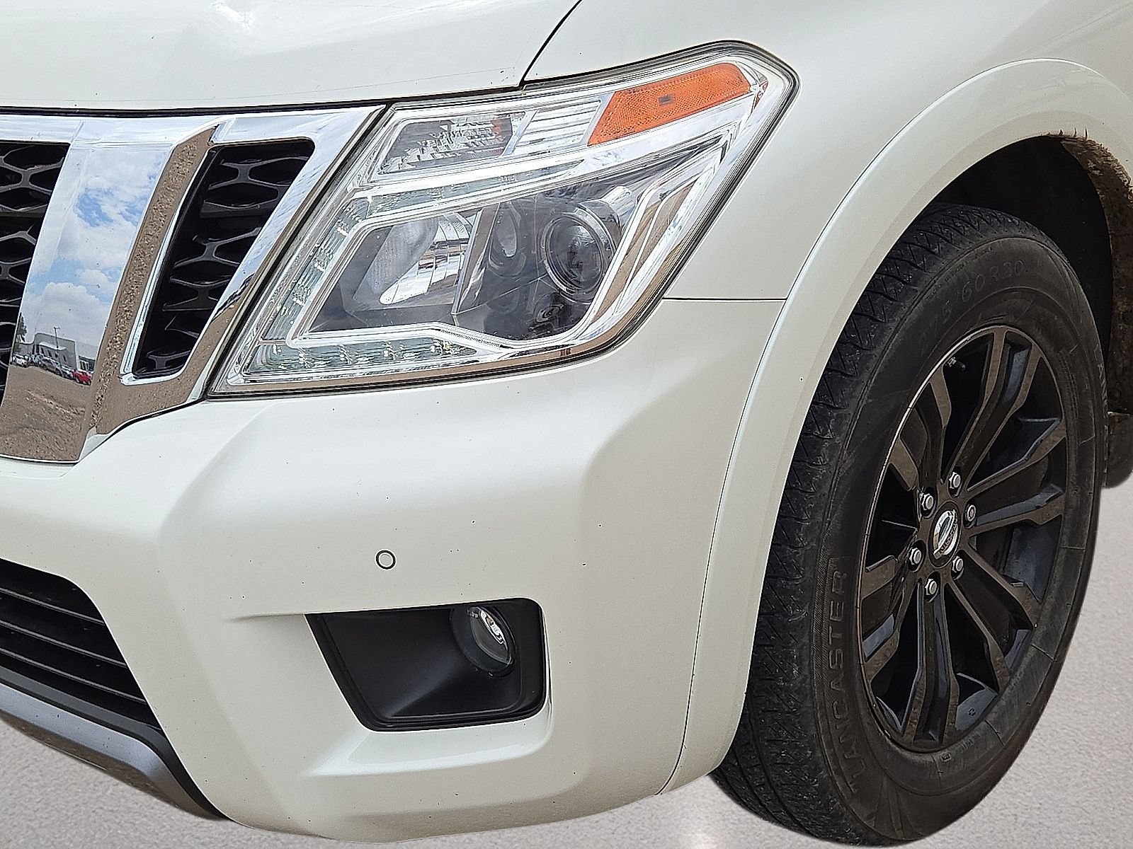 Used 2019 Nissan Armada Platinum w/ Captain's Chairs Package RWD image 10