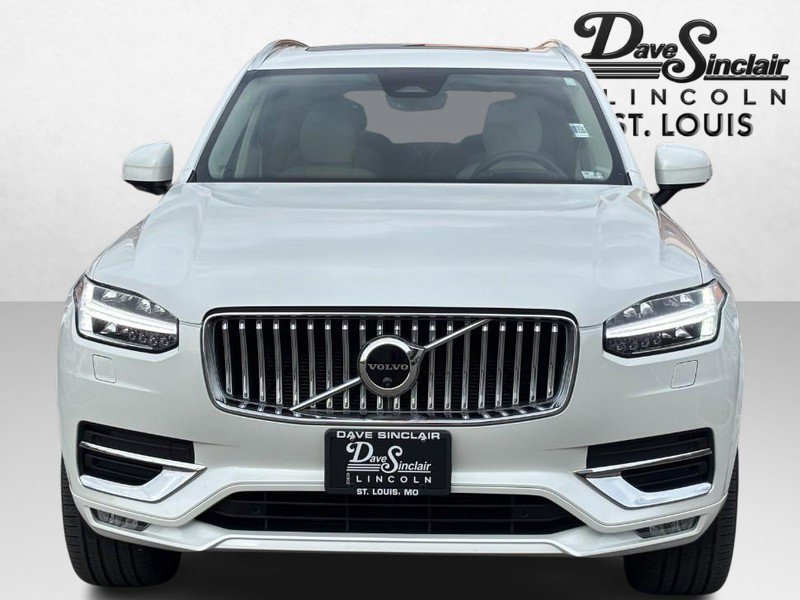 Used 2024 Volvo XC90 B6 Ultimate w/ Lounge Package image 8