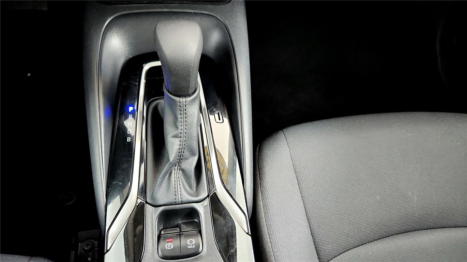 Certified 2022 Toyota Corolla LE w/ LE Convenience Package image 28