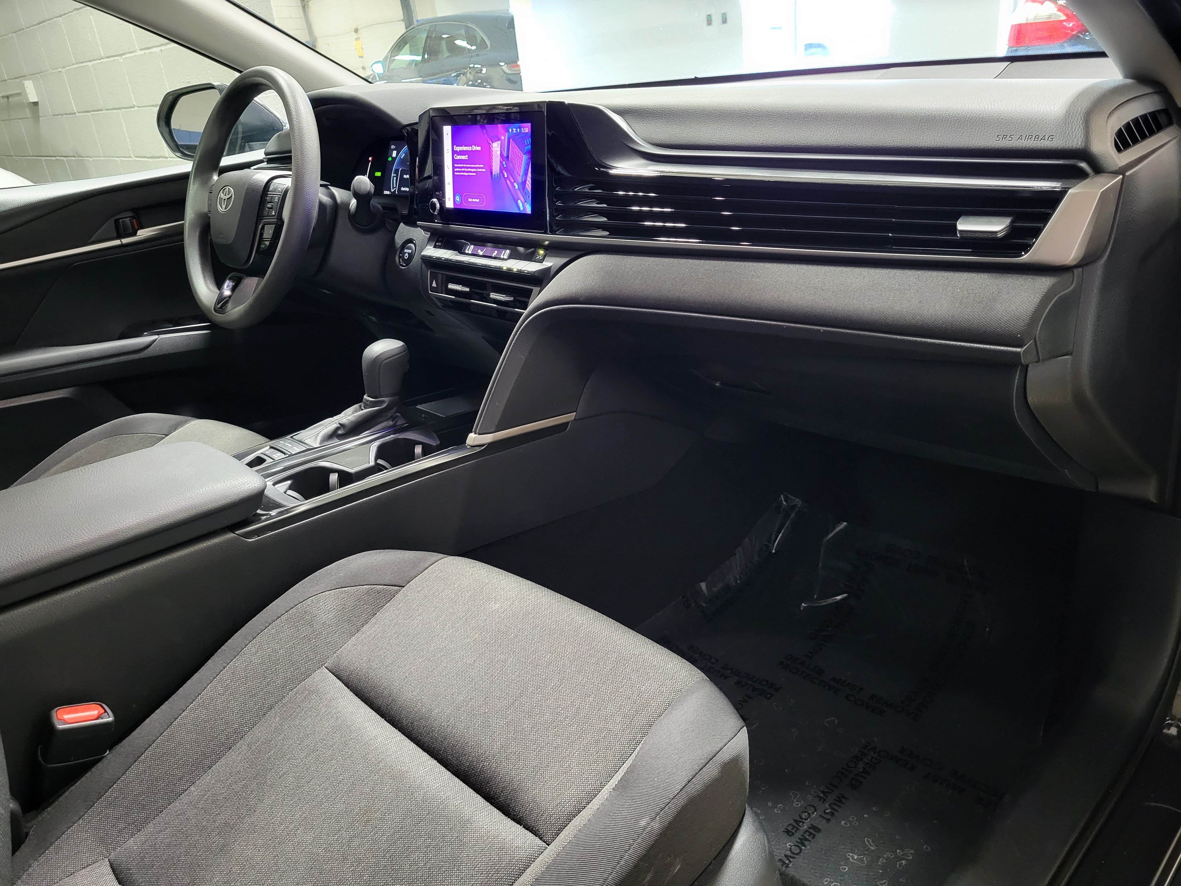 Used 2025 Toyota Camry LE FWD image 11