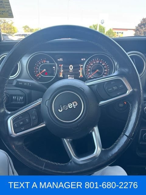 Used 2018 Jeep Wrangler Unlimited Sahara w/ Cold Weather Group AWD/4WD image 12