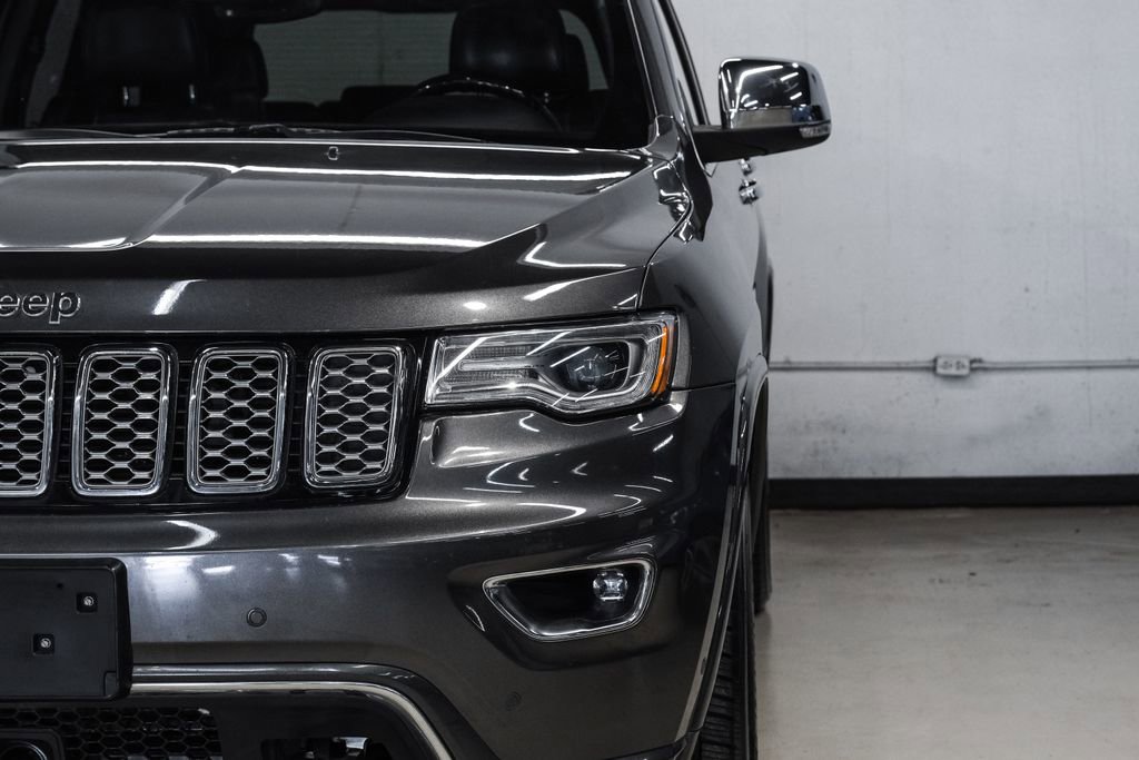 Used 2017 Jeep Grand Cherokee Overland w/ Jeep Active Safety Group RWD image 51
