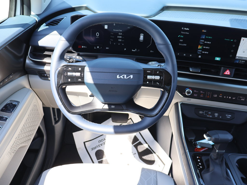 New 2027 Kia Carnival SX w/ Dark Edition Package FWD image 19
