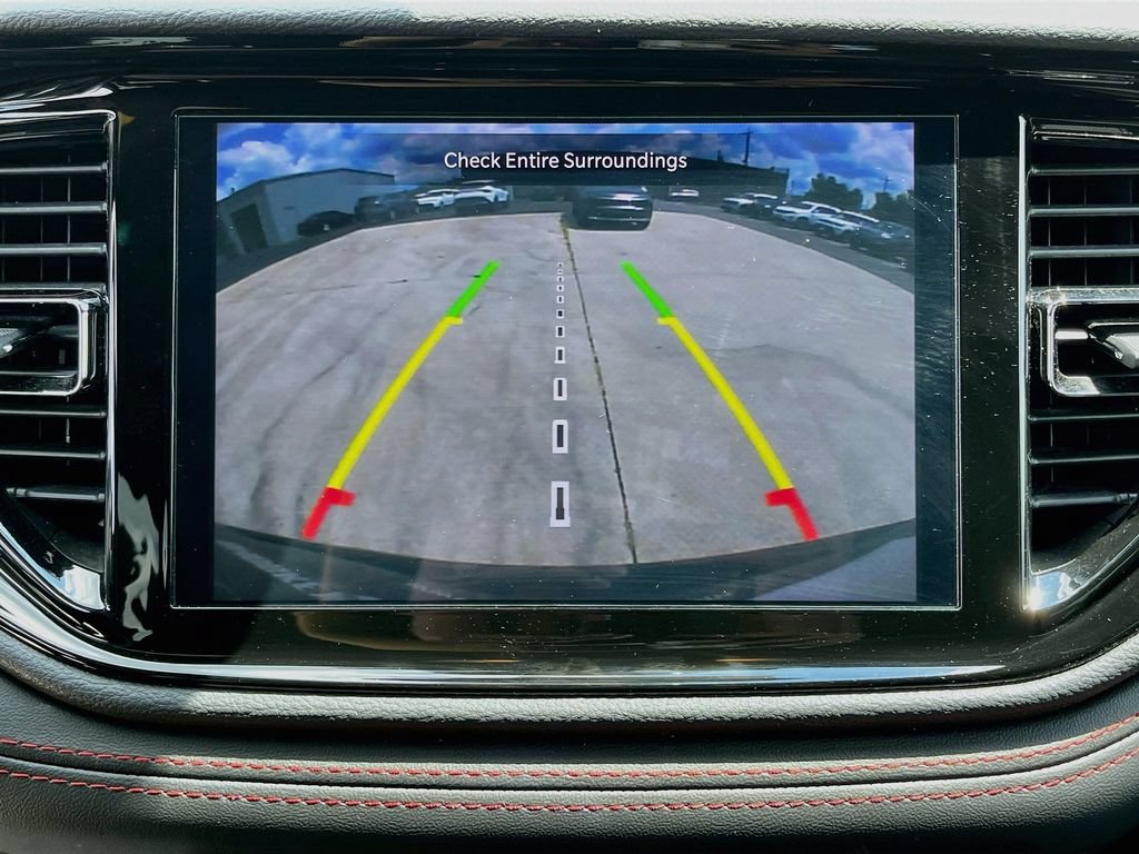 Used 2025 Dodge Durango GT AWD/4WD image 23