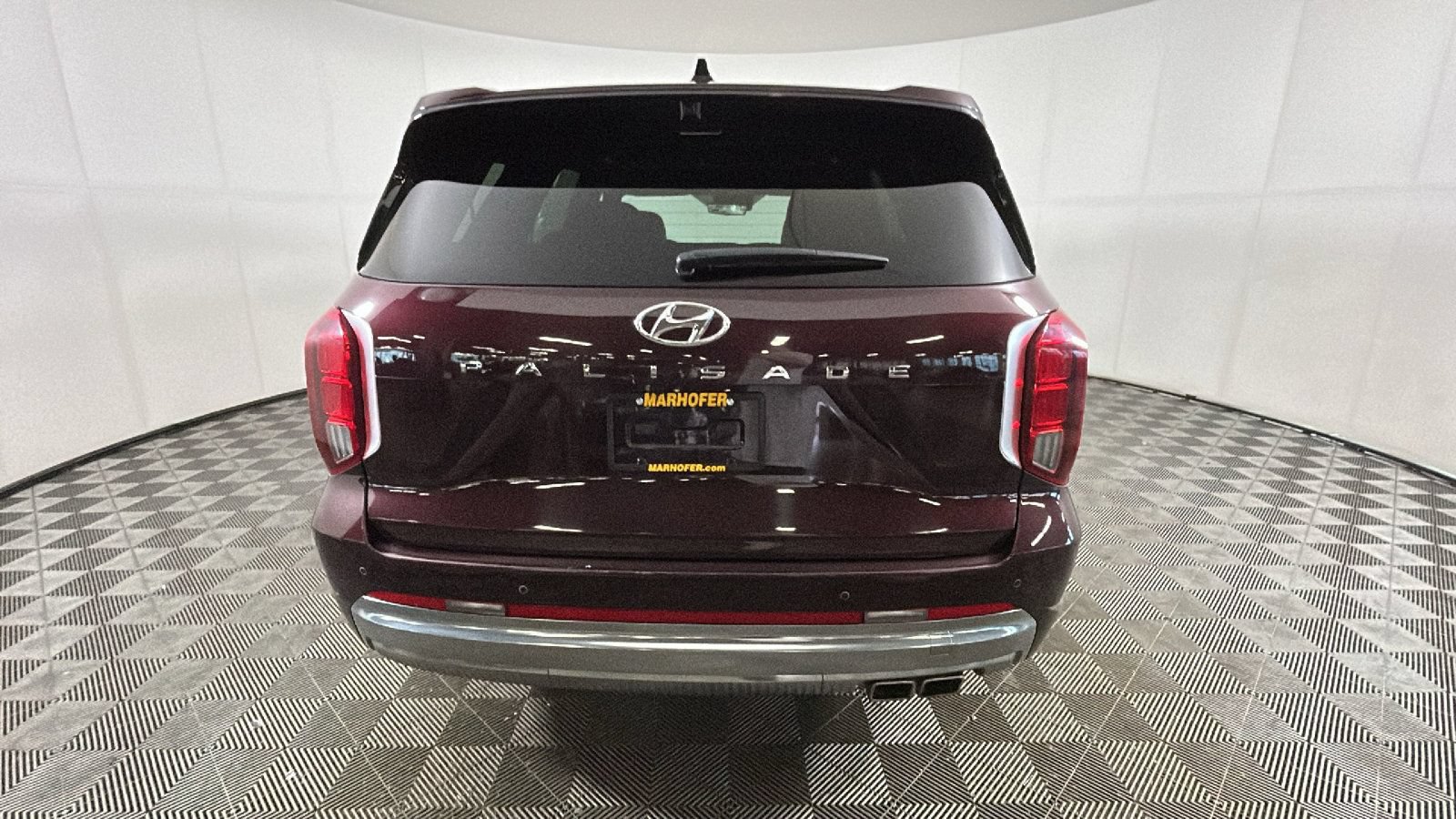 Used 2024 Hyundai Palisade Calligraphy FWD image 4